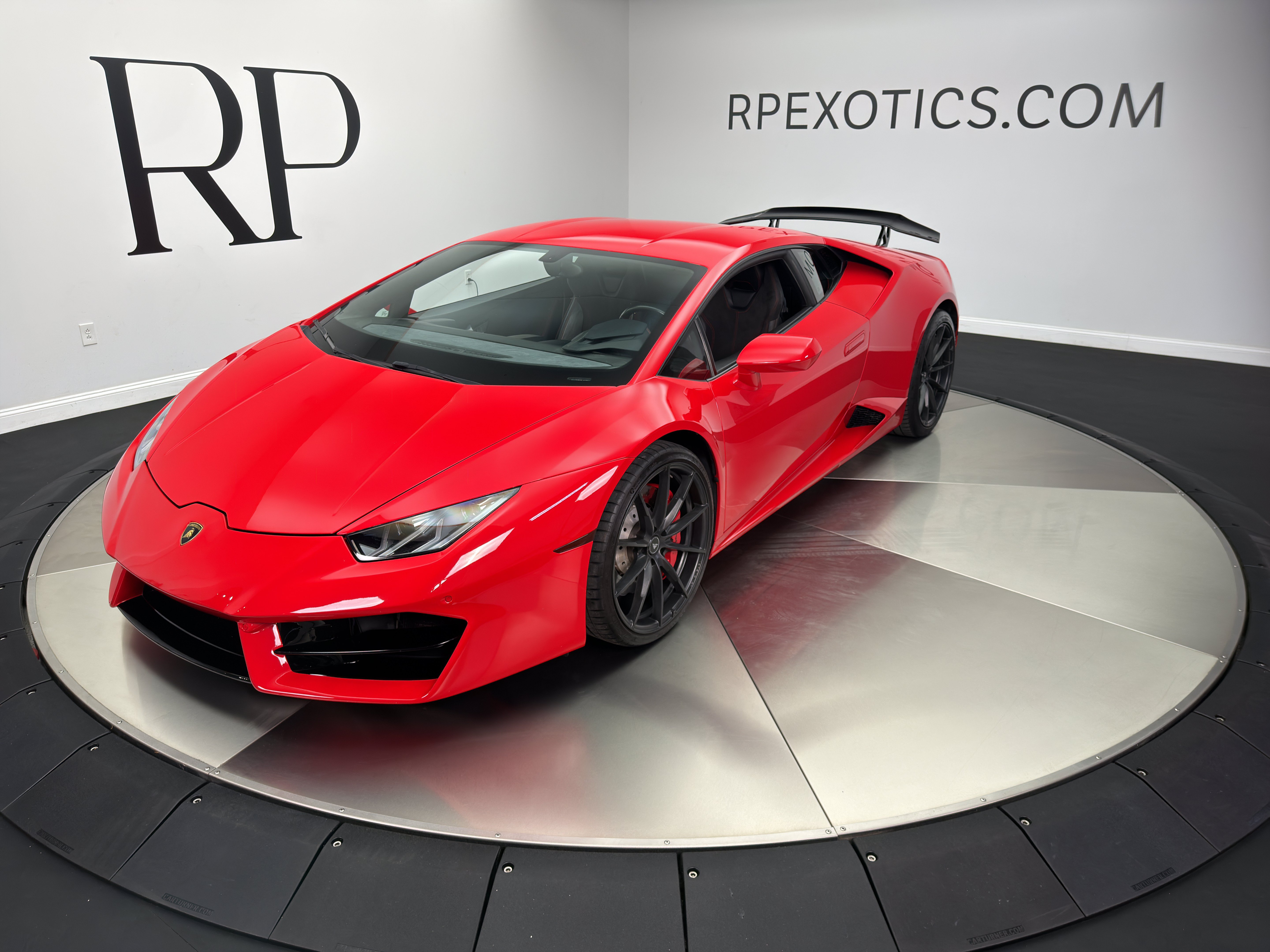 Used 2016 Lamborghini Huracan LP 580-2