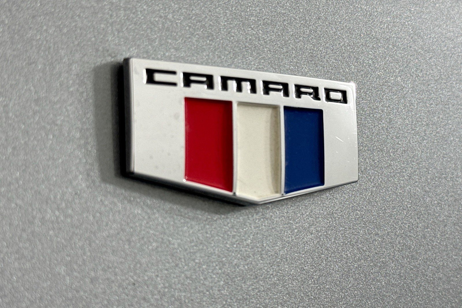 Used 2023 Chevrolet Camaro LT RWD image 9