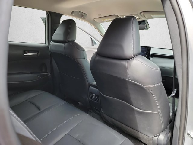 Used 2022 Toyota Corolla Cross XLE AWD/4WD image 24