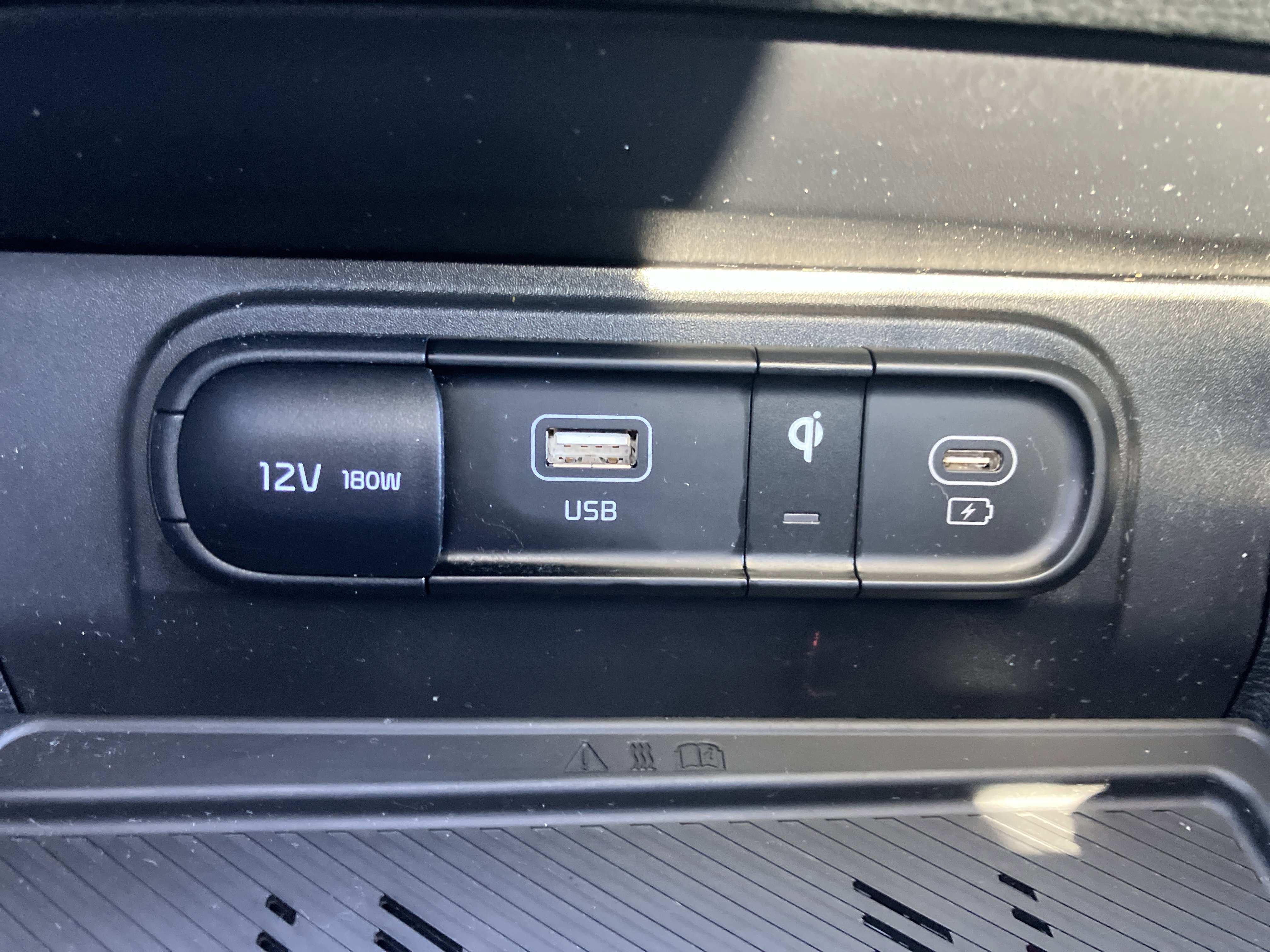 Used 2023 Kia Sportage X-Line w/ X-Line Premium Package image 28