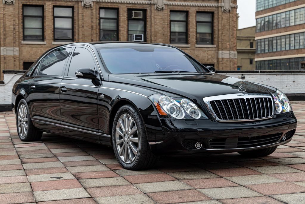 Used 2009 Maybach 62 S RWD image 40