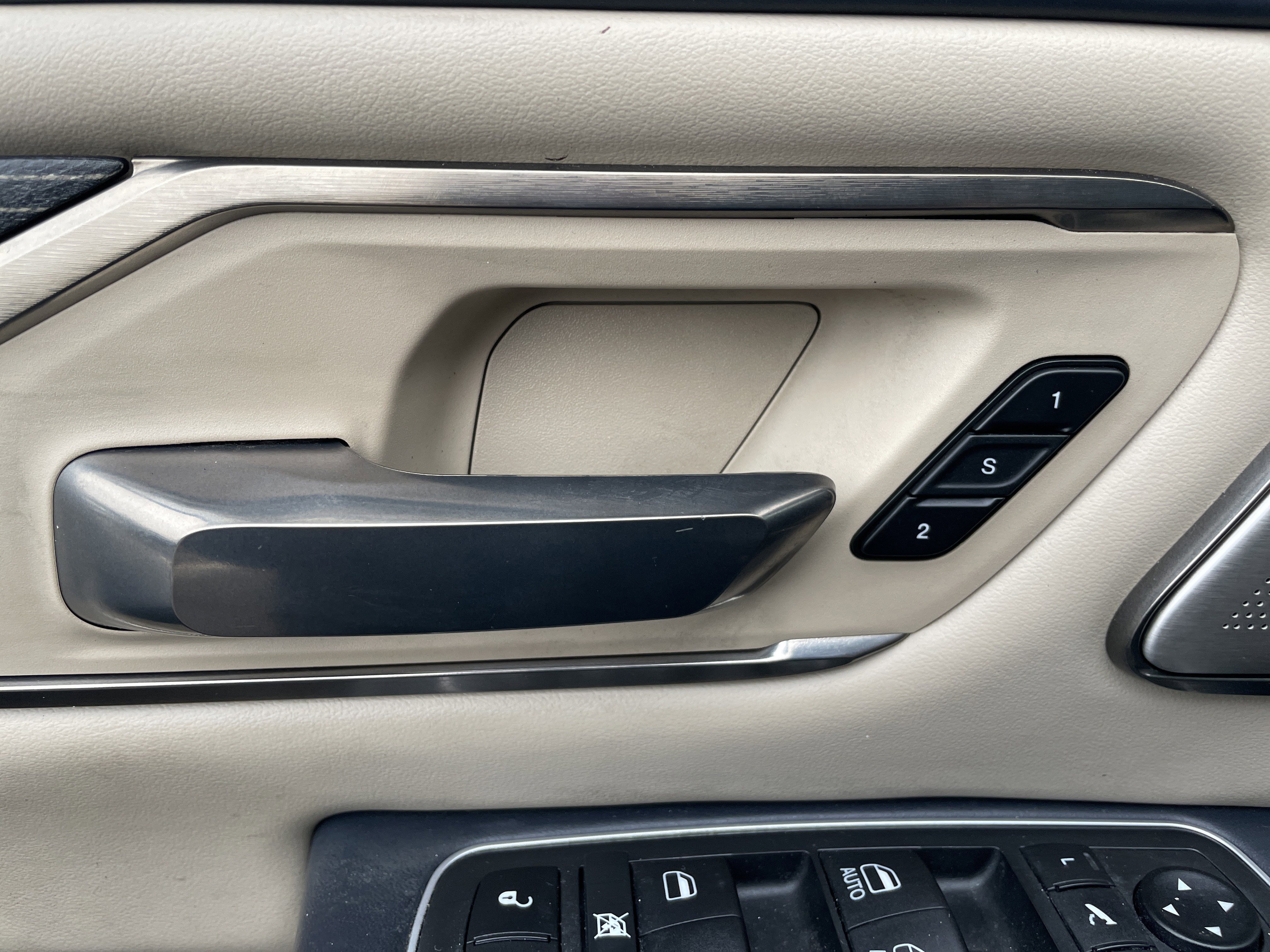 Used 2020 RAM 1500 Limited image 34