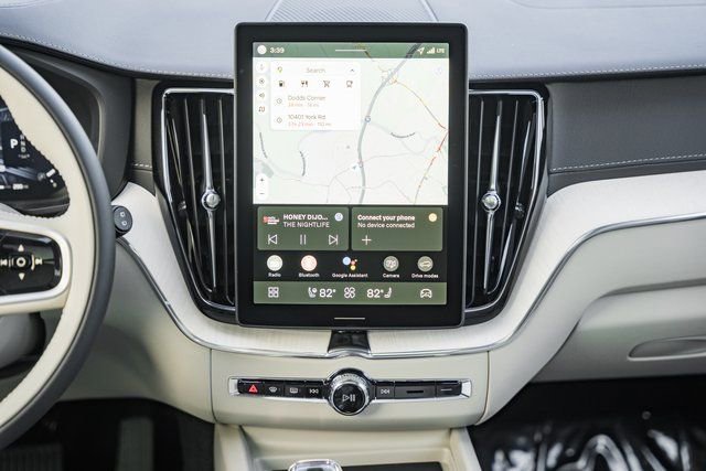 New 2026 Volvo XC60 B5 Ultra w/ Protection Package Premier image 21