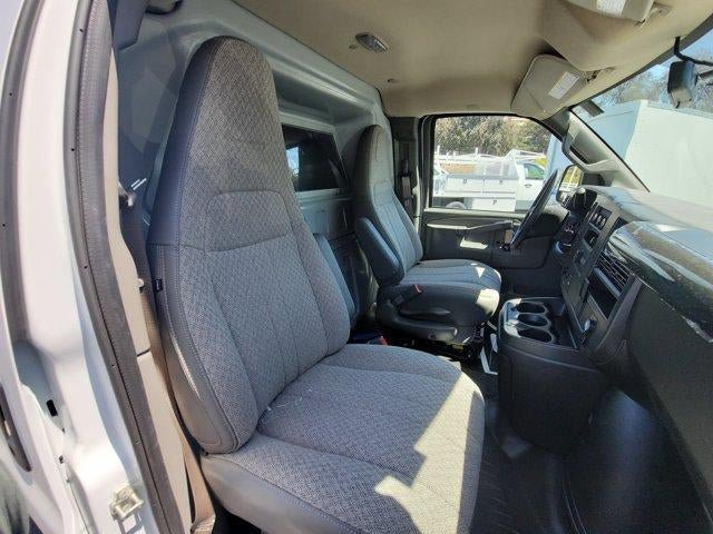 New 2026 Chevrolet Express 2500 w/ Driver Convenience Package RWD image 24