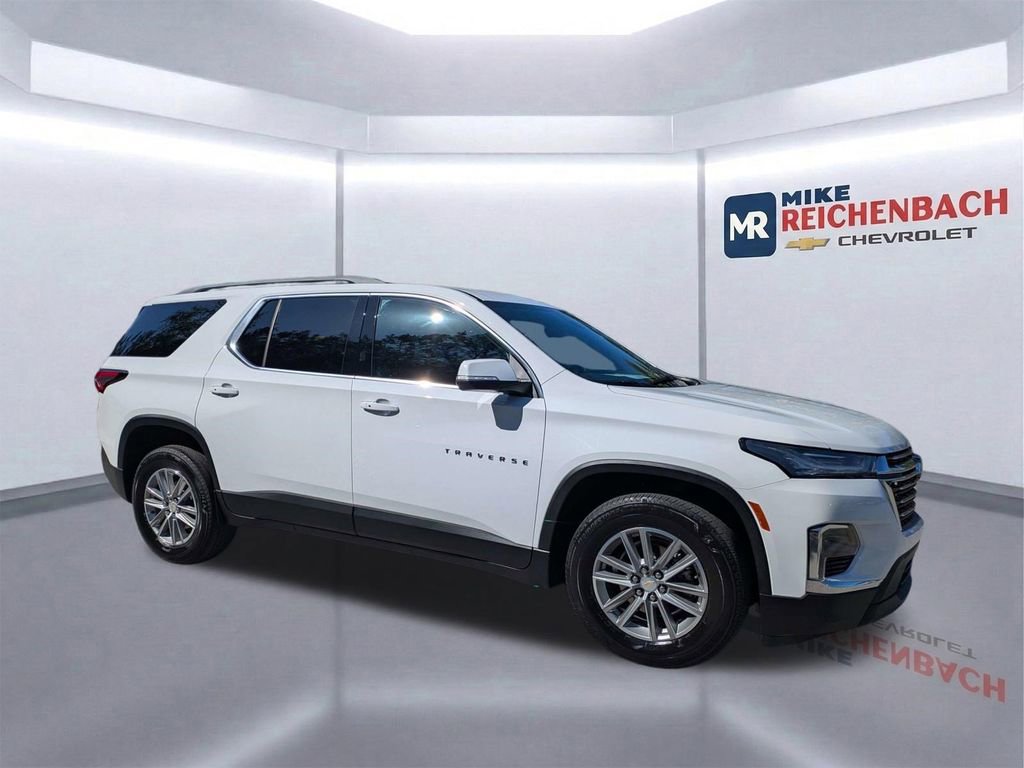 Used 2022 Chevrolet Traverse LT FWD video 2