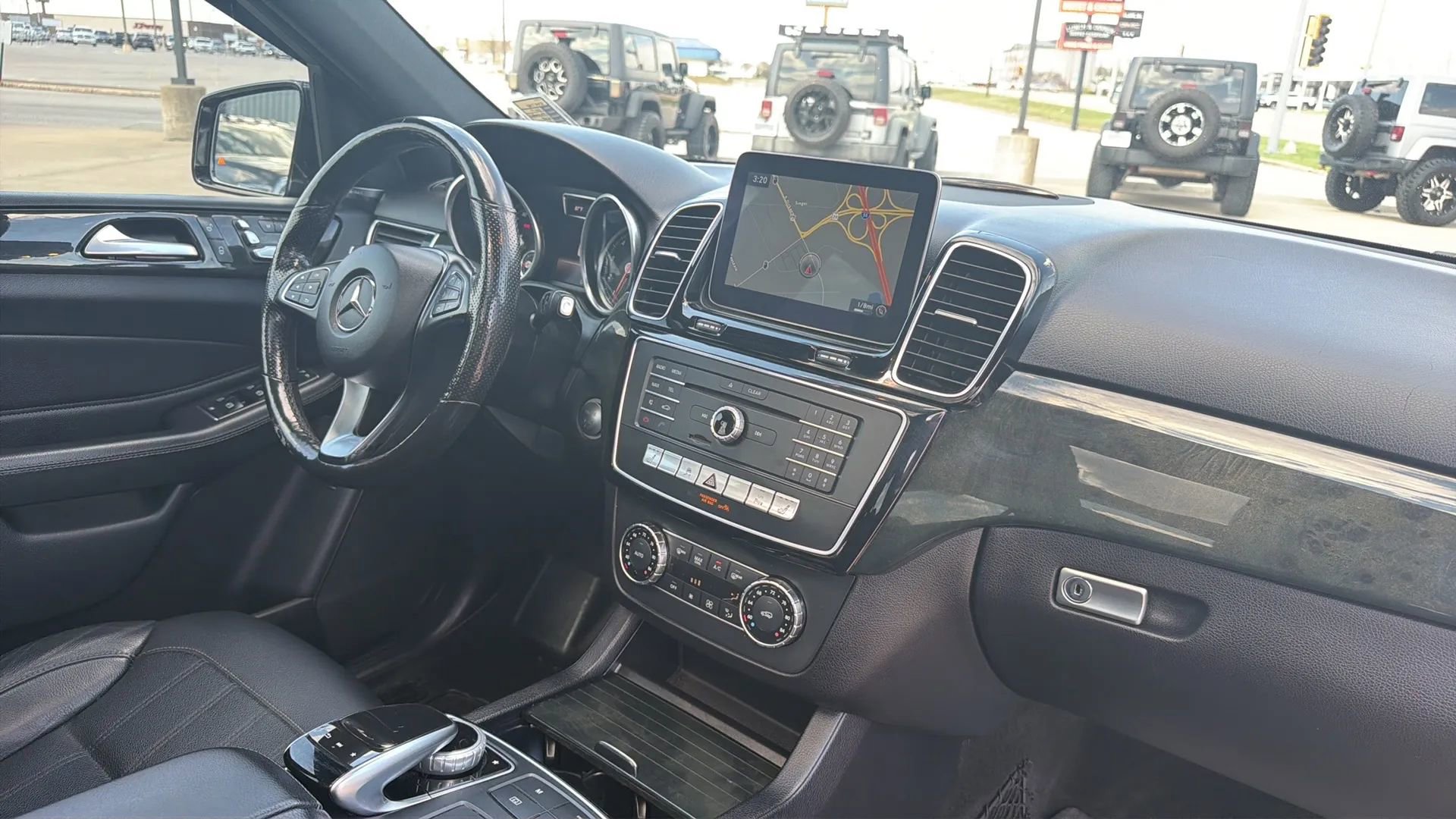 Used 2017 Mercedes-Benz GLE 350 4MATIC image 98