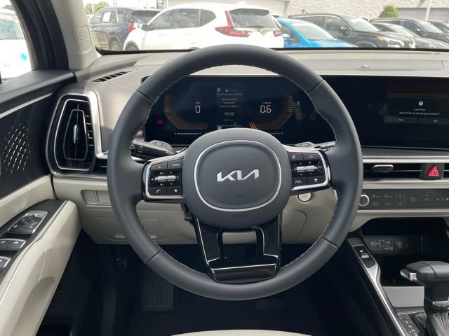 New 2025 Kia Sorento S image 14