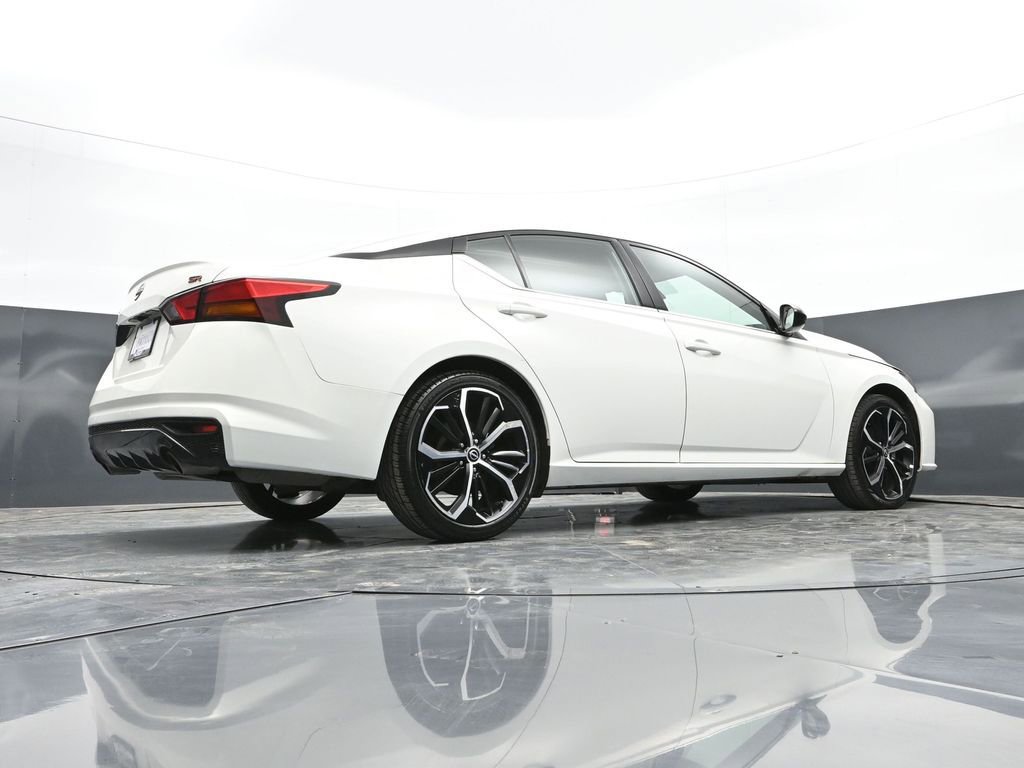 Used 2024 Nissan Altima 2.5 SR image 38