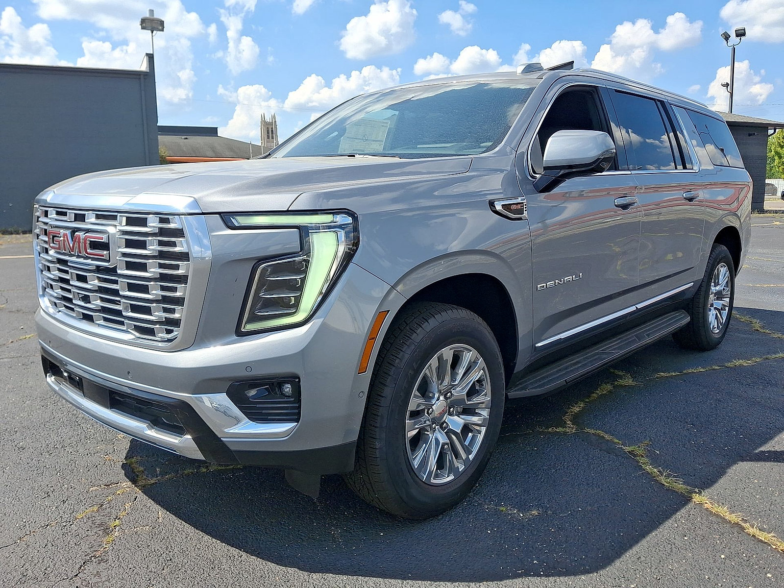 New 2026 GMC Yukon XL Denali w/ Advanced Technology Package AWD/4WD image 10