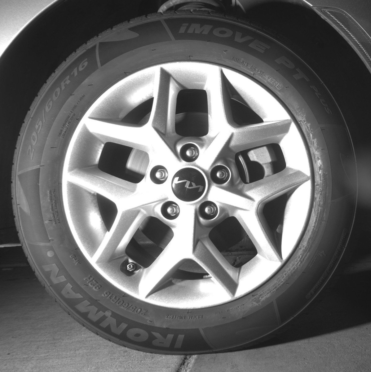 Used 2025 Kia Soul LX w/ LX Technology Package FWD image 20