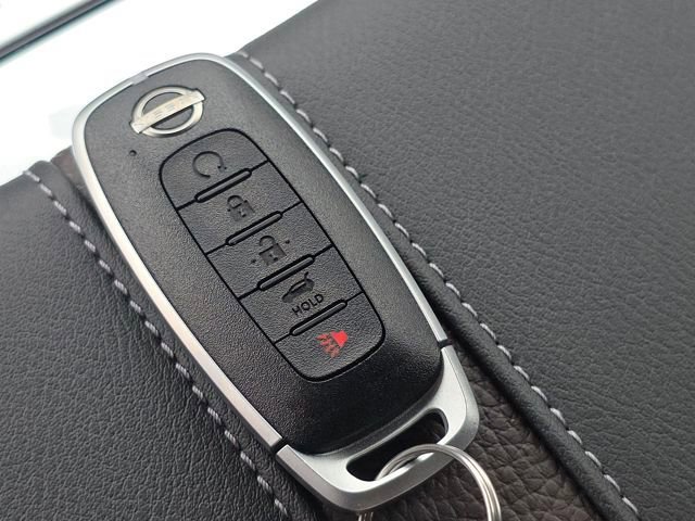 New 2025 Nissan Armada SL w/ Captain's Chari Seat Package image 28