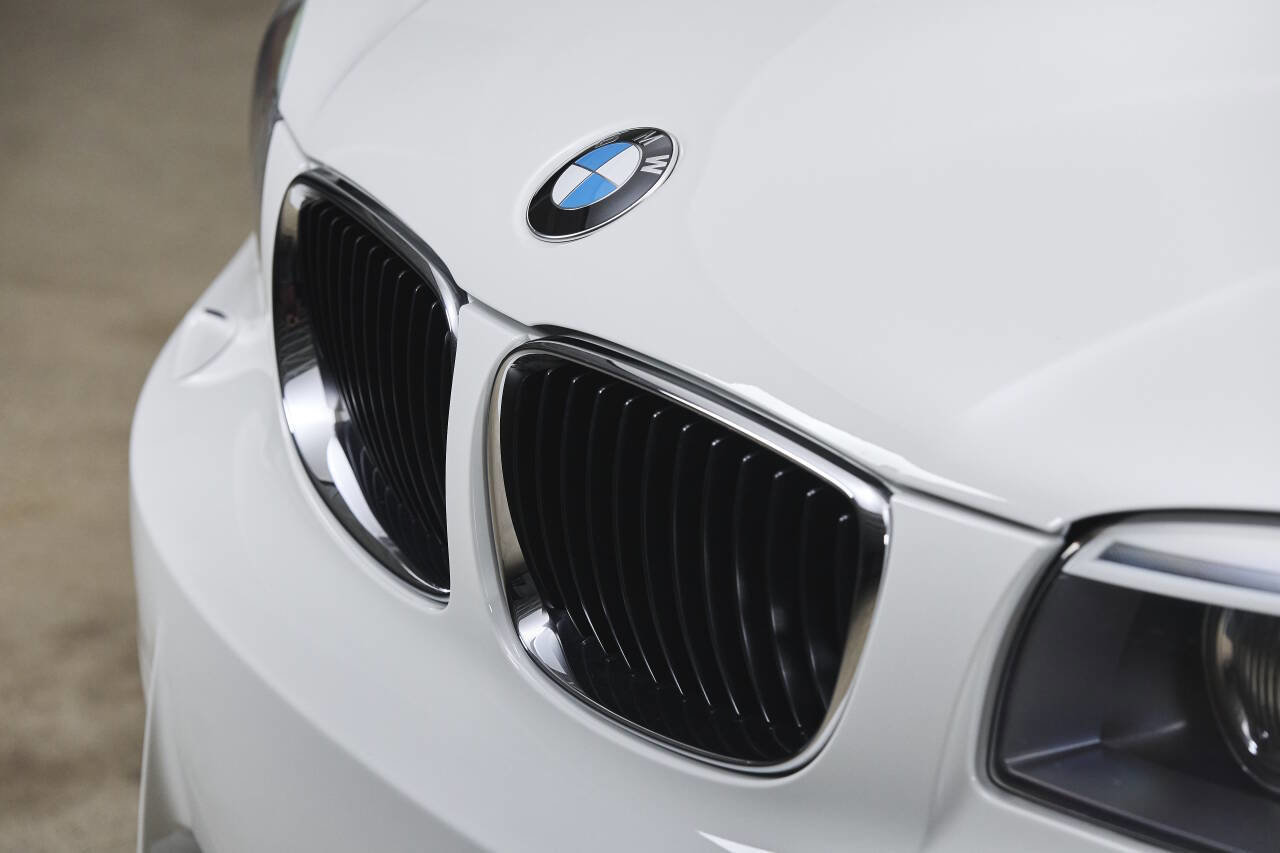 Used 2011 BMW 1 Series M image 27