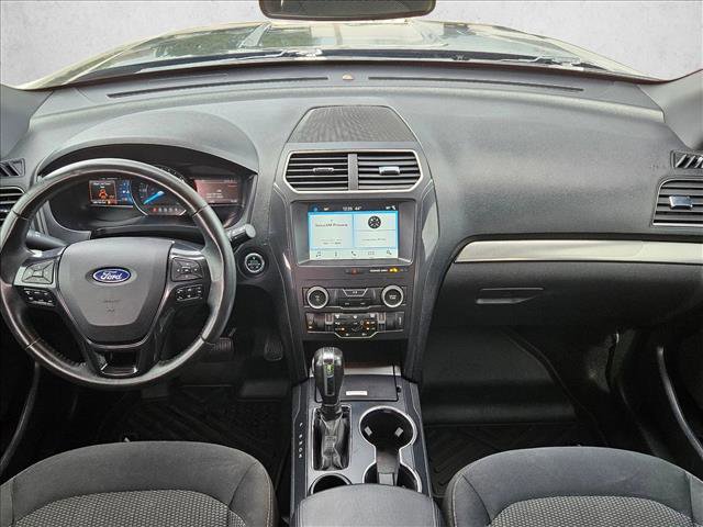 Used 2019 Ford Explorer XLT w/ Equipment Group 201A image 17