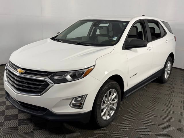 Used 2021 Chevrolet Equinox LS AWD/4WD image 3