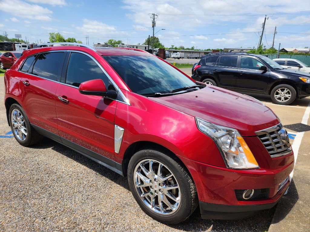 Used 2015 Cadillac SRX Luxury w/ Driver Awareness Package image 2