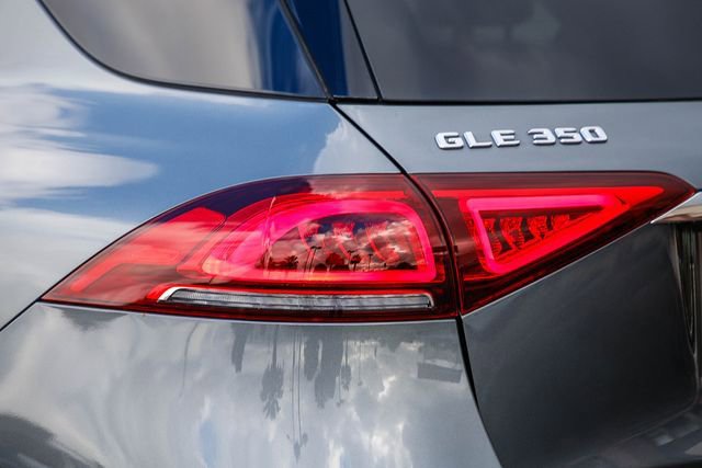 Used 2022 Mercedes-Benz GLE 350 4MATIC image 8