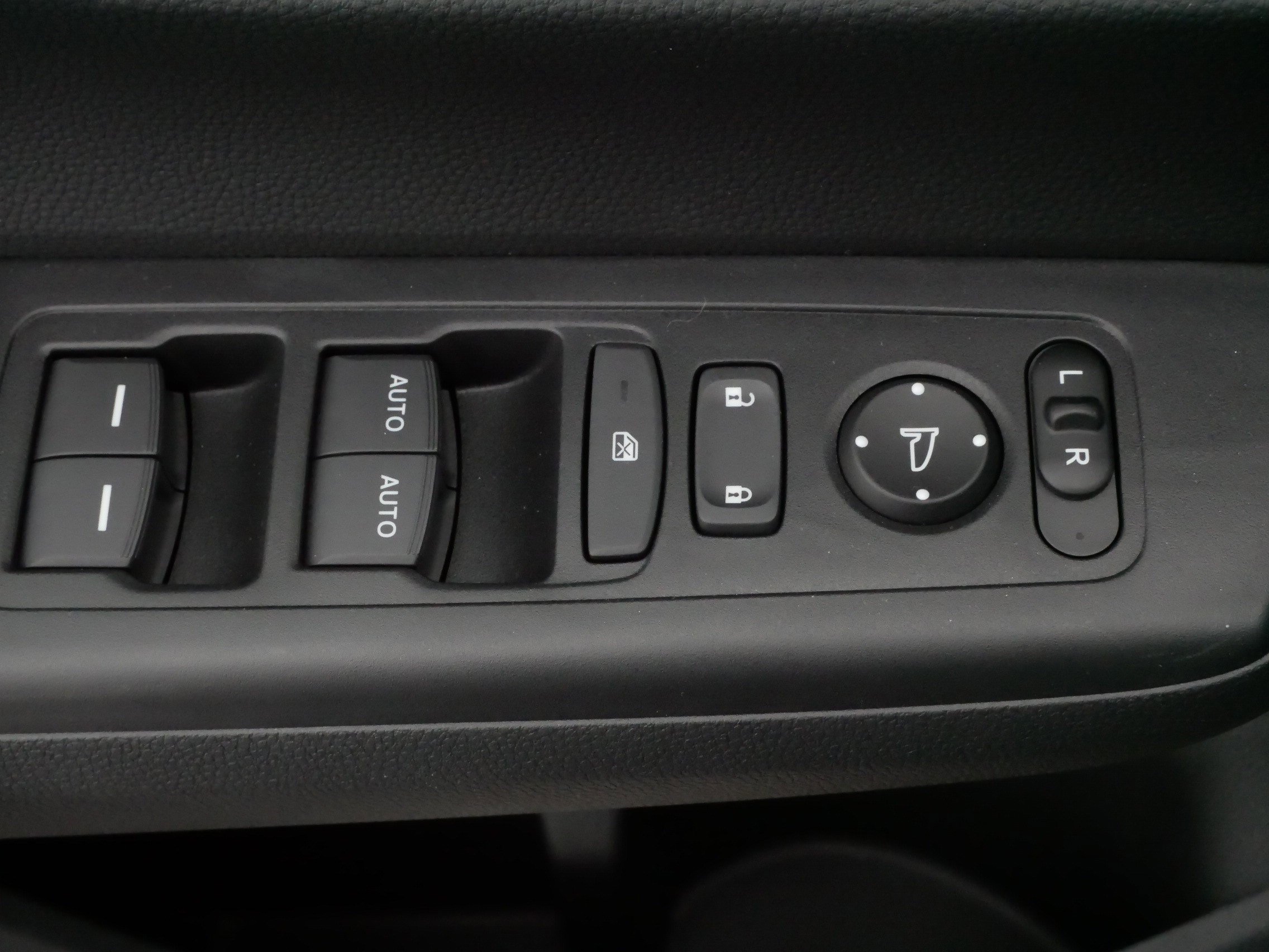 Certified 2026 Honda CR-V EX image 19