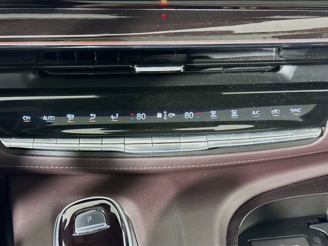 Used 2021 Cadillac Escalade Sport Platinum w/ Heavy-Duty Trailer Package image 19