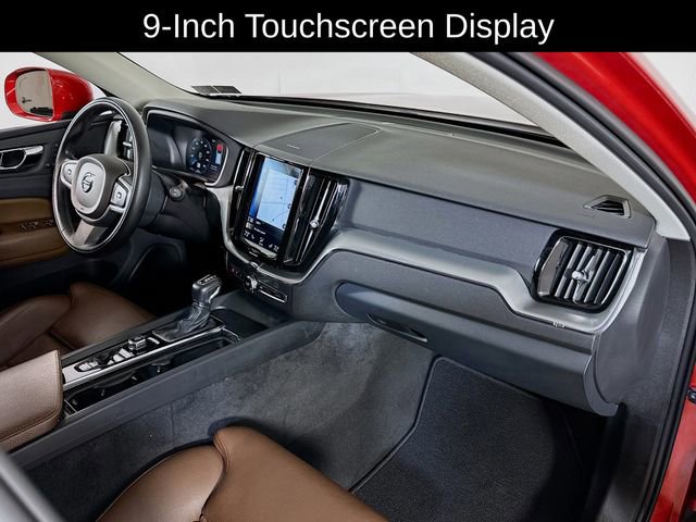 Used 2019 Volvo XC60 T5 Momentum w/ Multimedia Package image 22