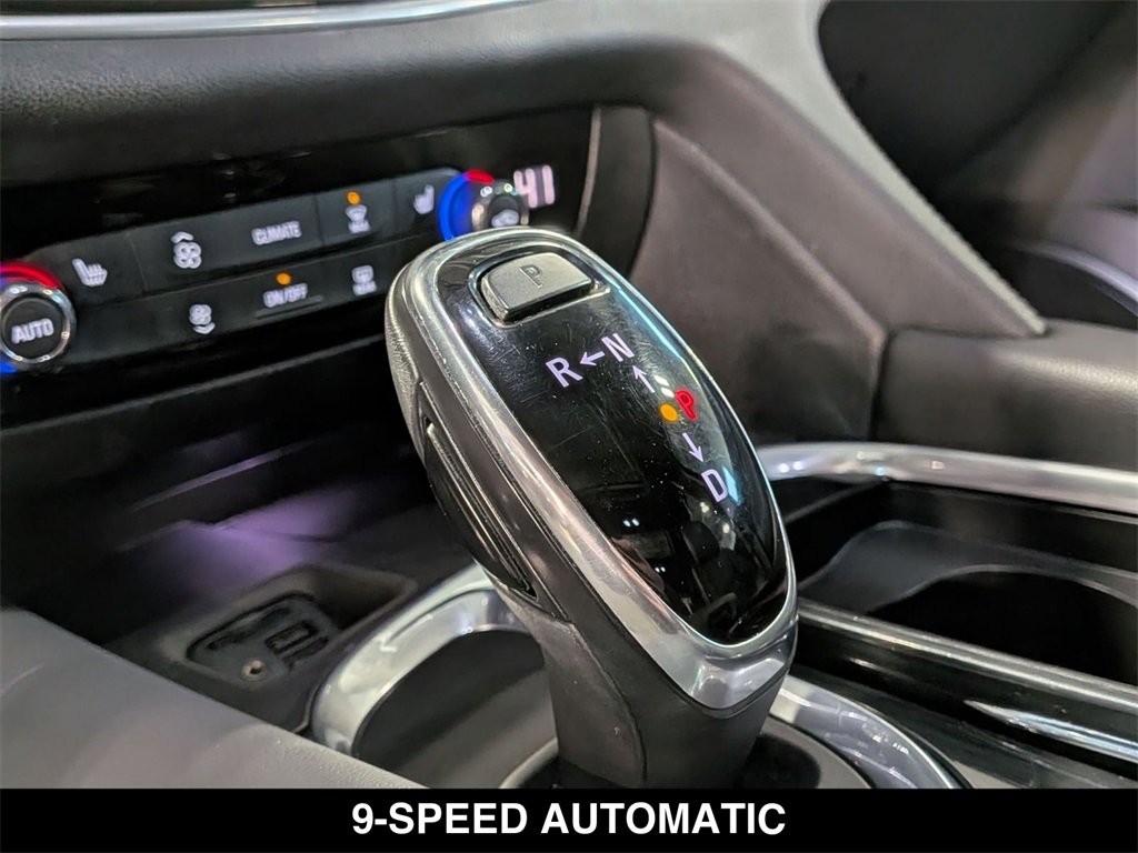 Used 2020 Buick Enclave Essence w/ Sound and Sites Package image 5