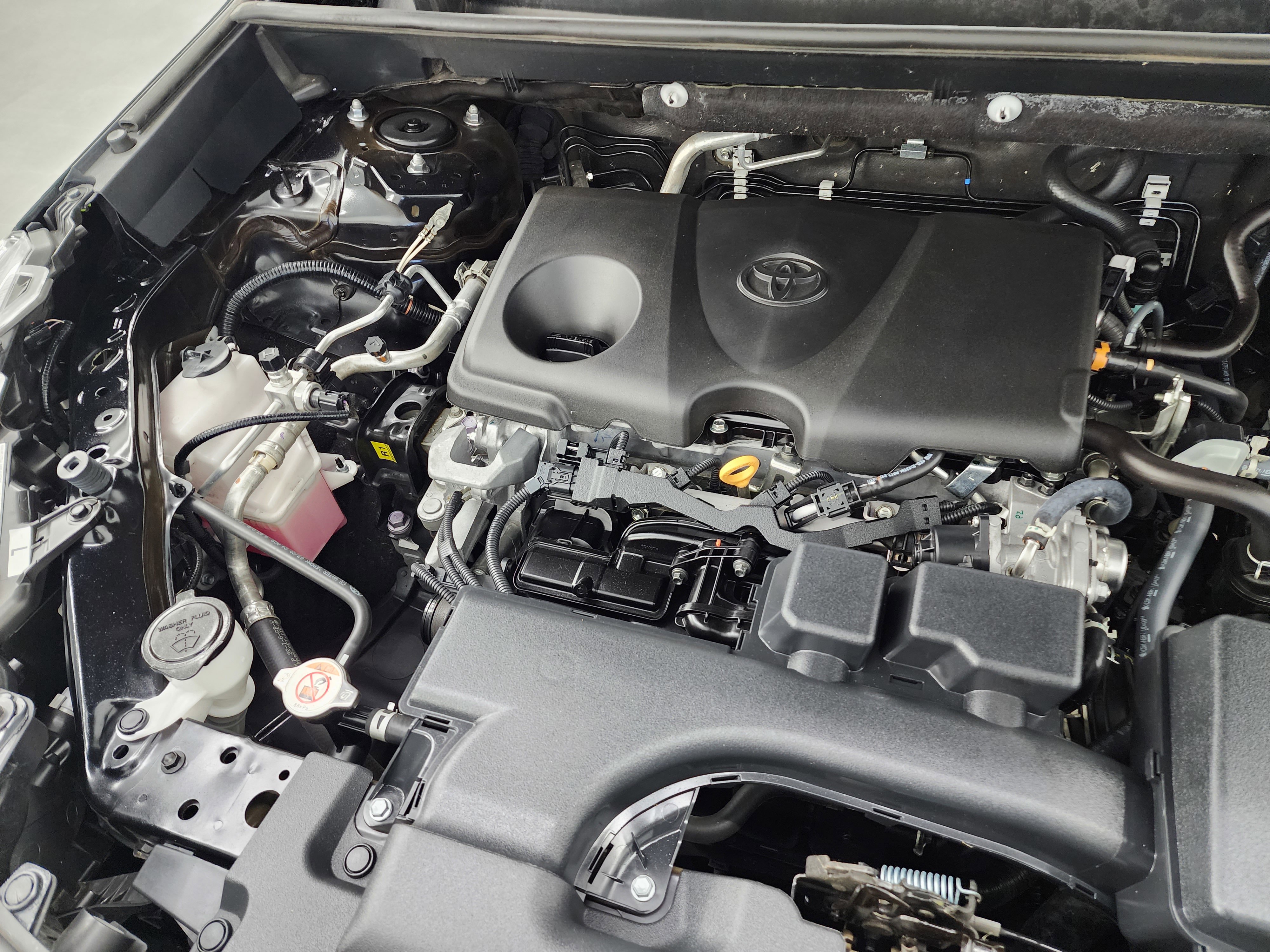 Used 2024 Toyota RAV4 XLE image 18