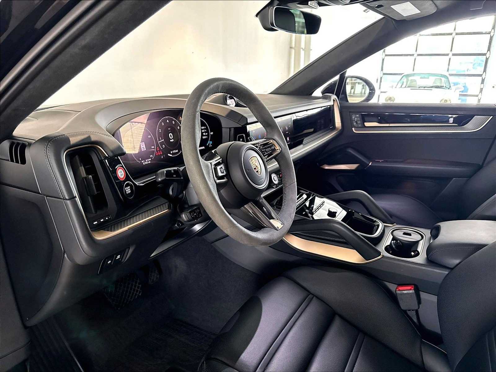 Used 2026 Porsche Cayenne Coupe AWD/4WD image 8