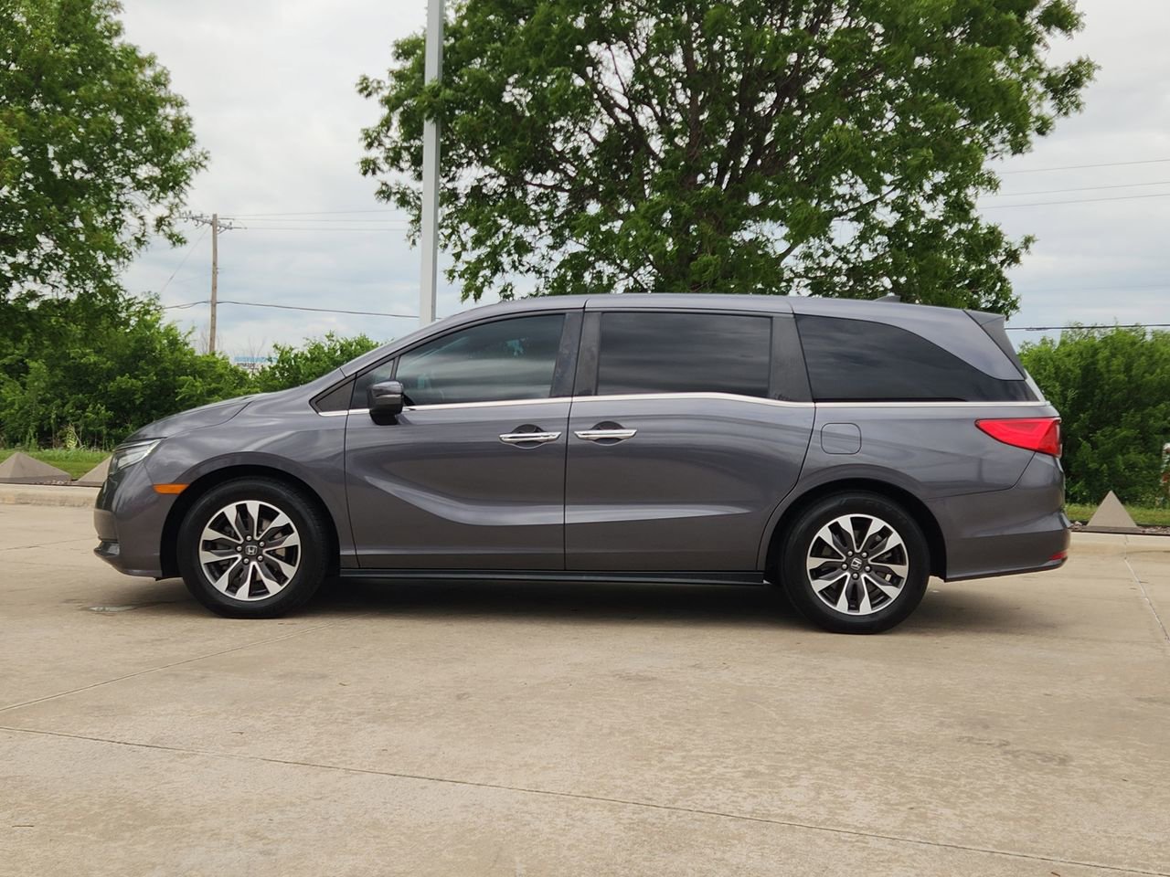 Used 2022 Honda Odyssey EX-L image 4