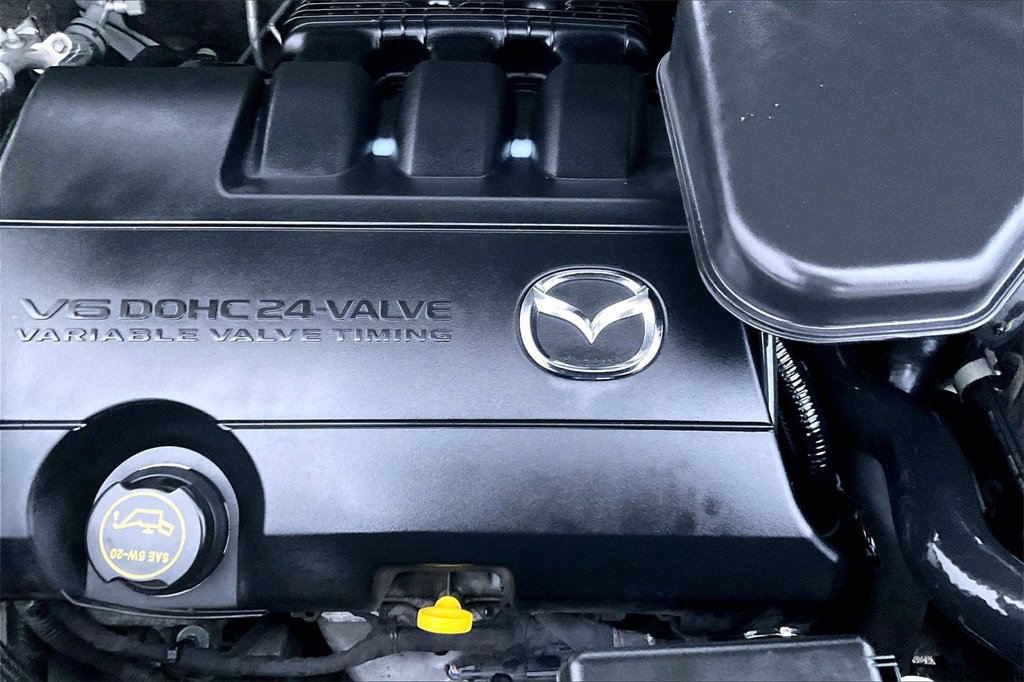 Used 2011 MAZDA CX-9 Grand Touring w/ Moonroof & Bose Audio Pkg image 32