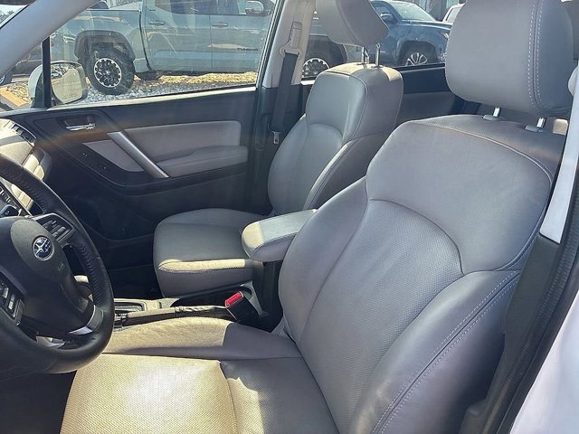 Used 2016 Subaru Forester 2.5i Touring w/ Eyesight & Navigation System image 27