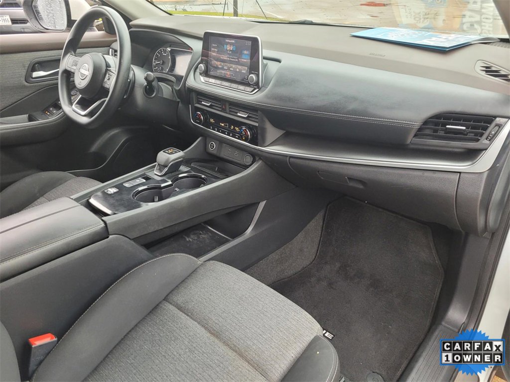 Used 2023 Nissan Rogue SV image 7