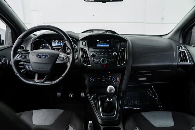 Used 2016 Ford Focus ST image 77