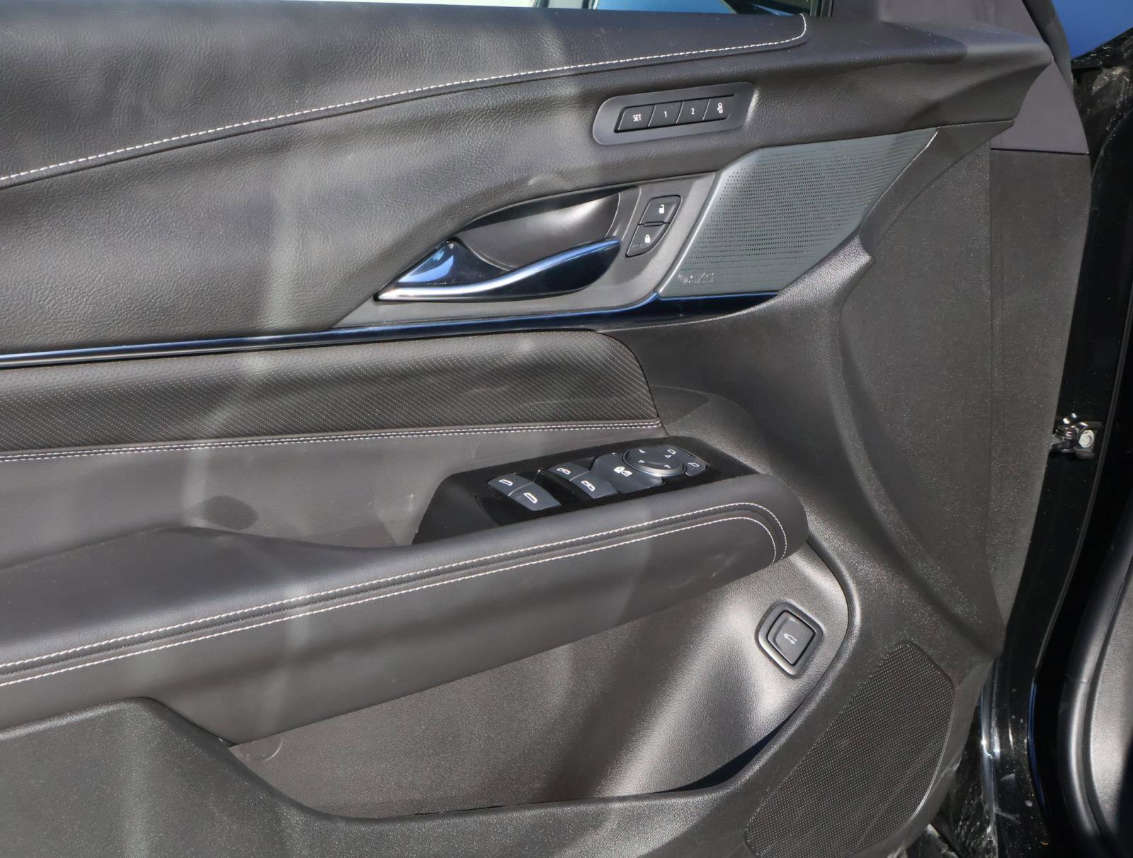 Used 2025 Cadillac CT4 V Blackwing w/ Carbon Fiber 1 Package image 15