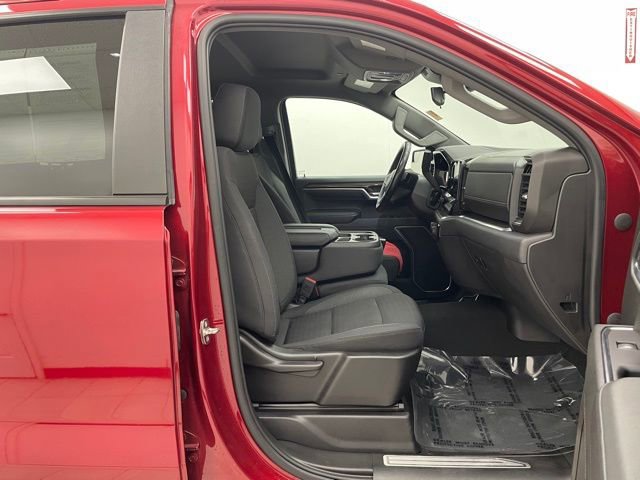 Used 2022 Chevrolet Silverado 1500 LT Trail Boss w/ LPO, Dark Essentials Package image 17