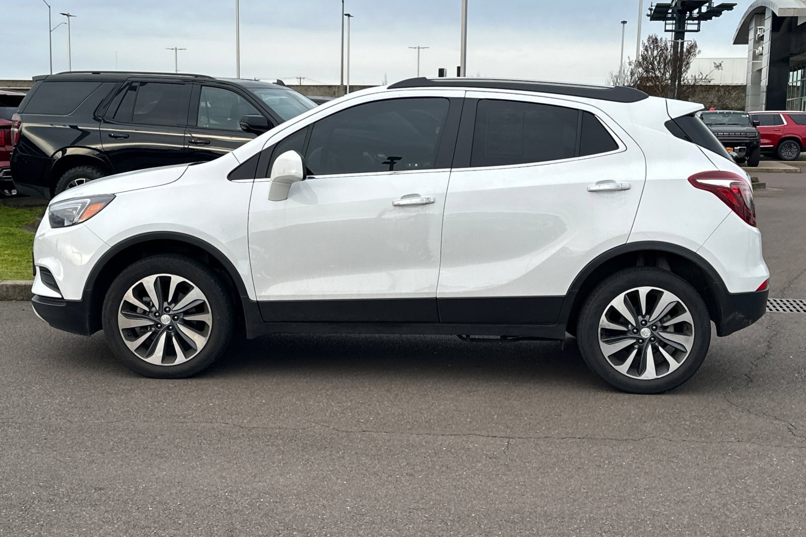 Used 2022 Buick Encore Preferred w/ Safety Package image 7