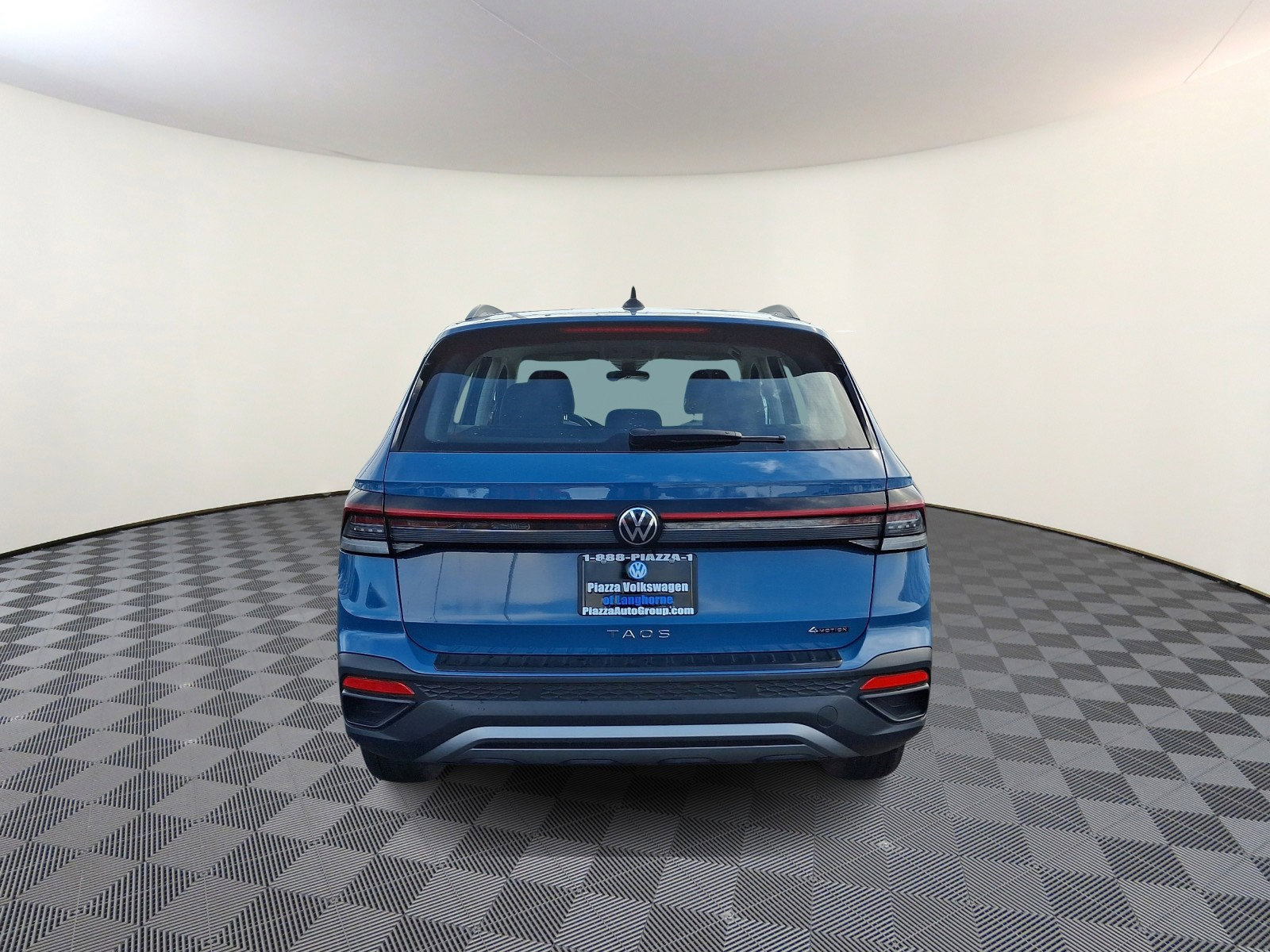 Certified 2025 Volkswagen Taos S image 6