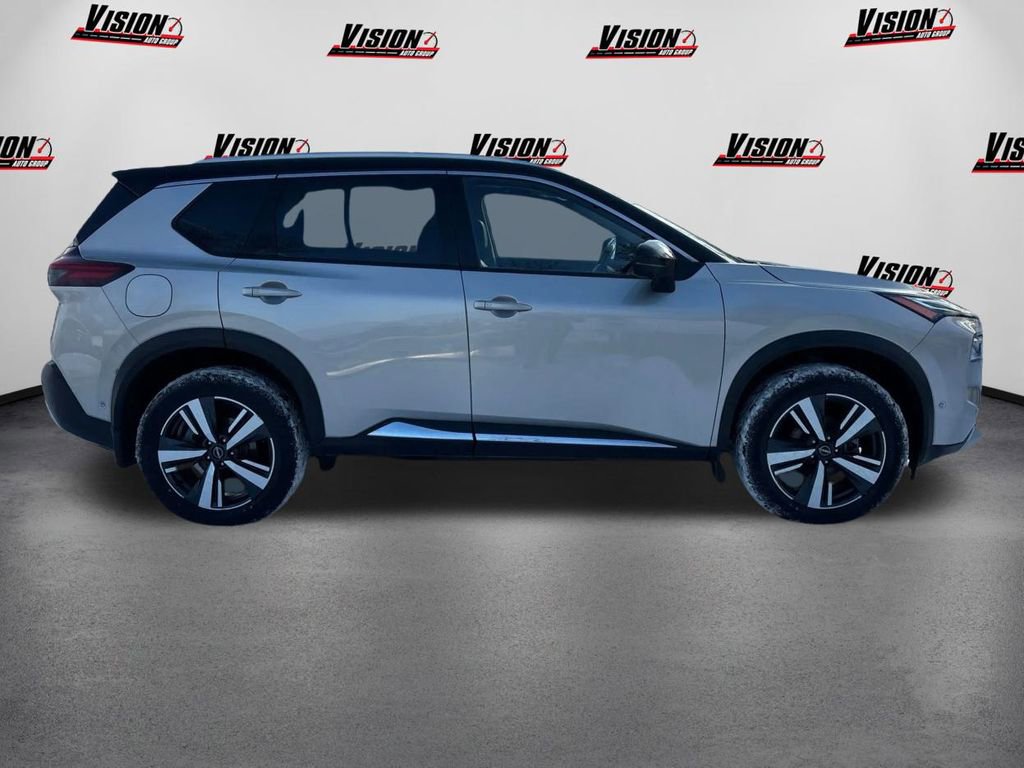 Used 2022 Nissan Rogue Platinum w/ Head-Up Display Package image 4
