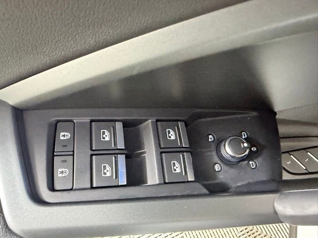 Used 2025 Audi Q3 2.0T Premium Plus w/ Premium Plus Package image 19