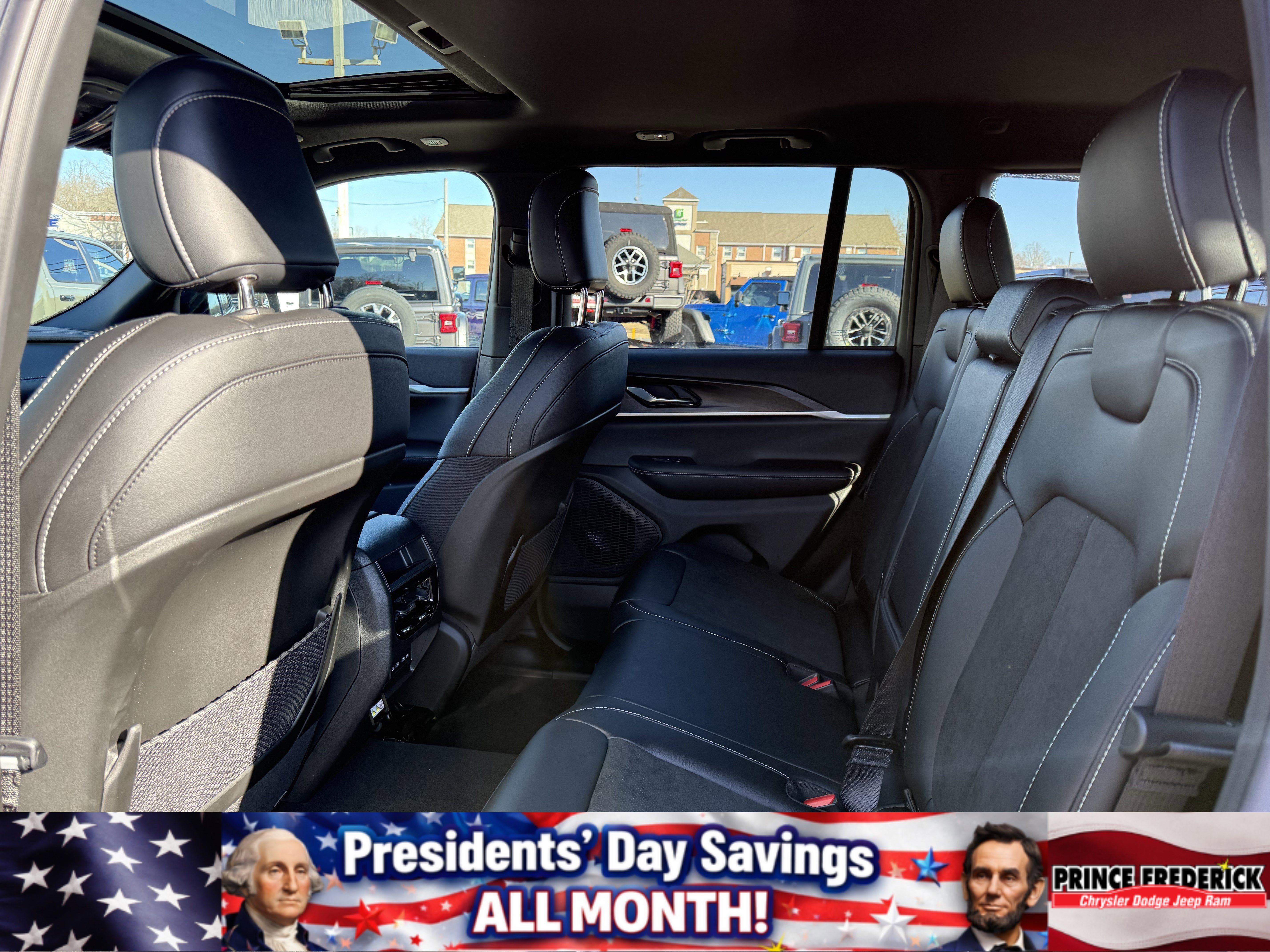 New 2026 Jeep Grand Cherokee Altitude image 13