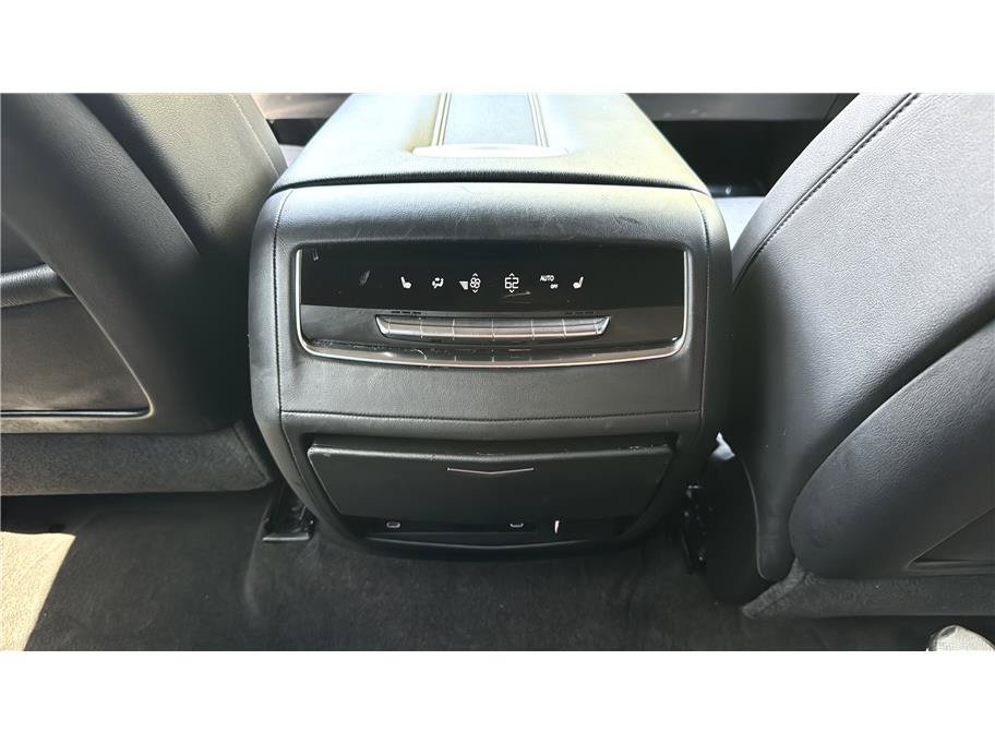 Used 2025 Cadillac Escalade ESV Sport w/ Touring Package AWD/4WD image 22