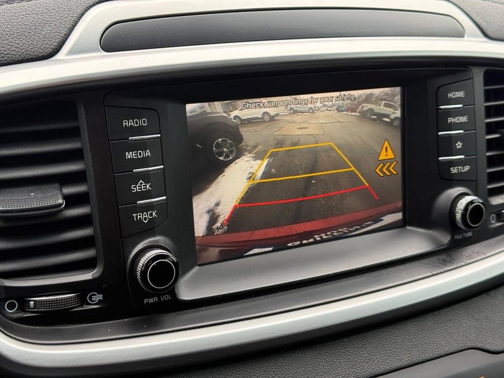Used 2020 Kia Sorento LX w/ LX I4 Convenience Package AWD/4WD image 19