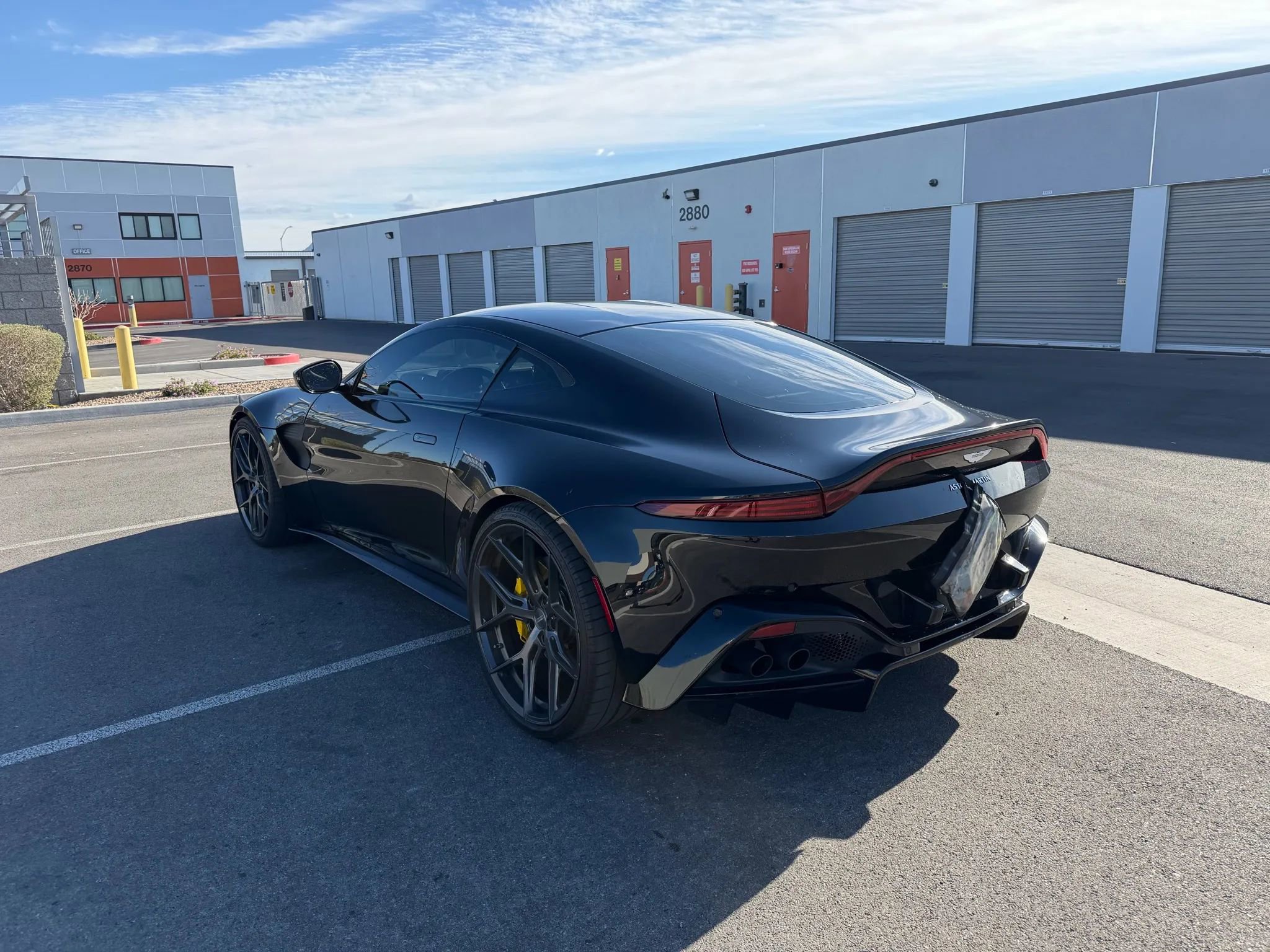 Used 2019 Aston Martin V8 Vantage Coupe image 4