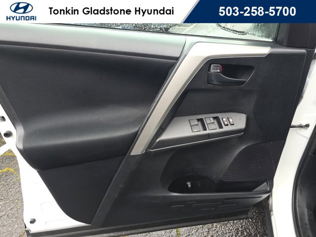 Used 2017 Toyota RAV4 LE w/ All Weather Liner Package image 8