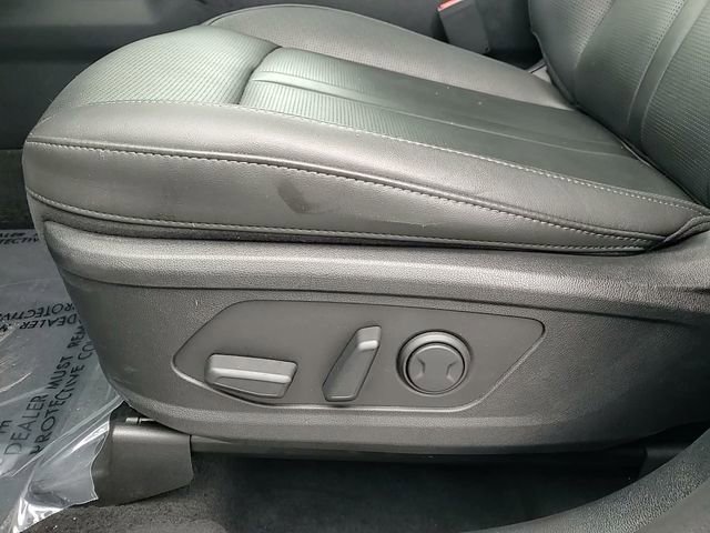 Used 2025 Kia Sorento S w/ Panoramic Sunroof Package image 21