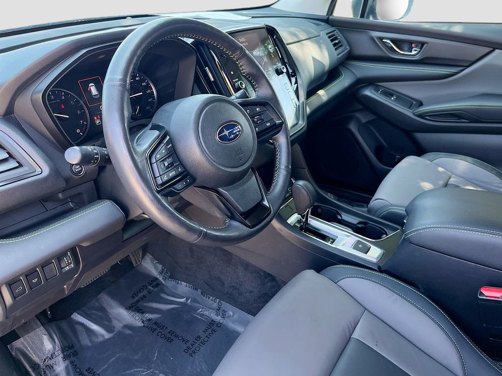 Used 2024 Subaru Ascent Onyx Edition image 9