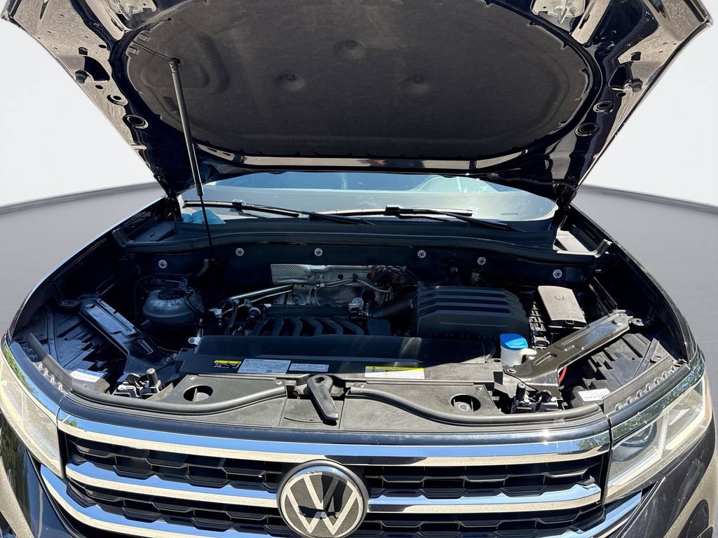 Used 2023 Volkswagen Atlas SE w/ Panoramic Sunroof Package AWD/4WD image 18