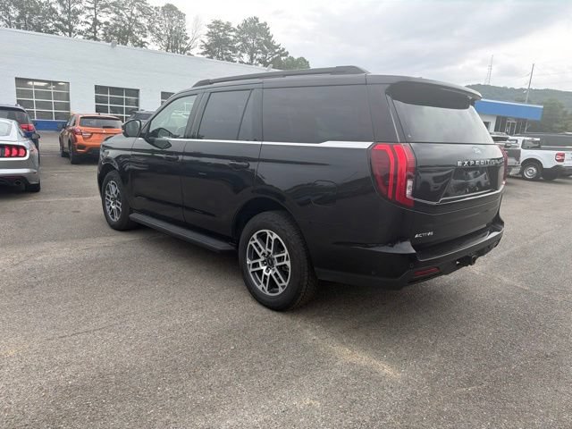 Used 2025 Ford Expedition Active AWD/4WD image 21