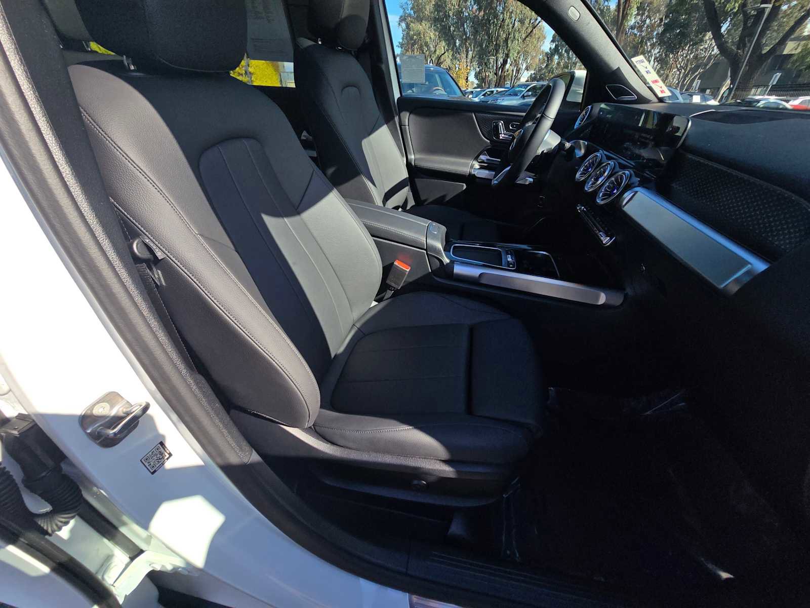 Used 2025 Mercedes-Benz GLB 250 GLB 250 image 11