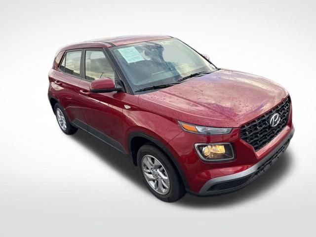 Used 2026 Hyundai Venue SE image 4