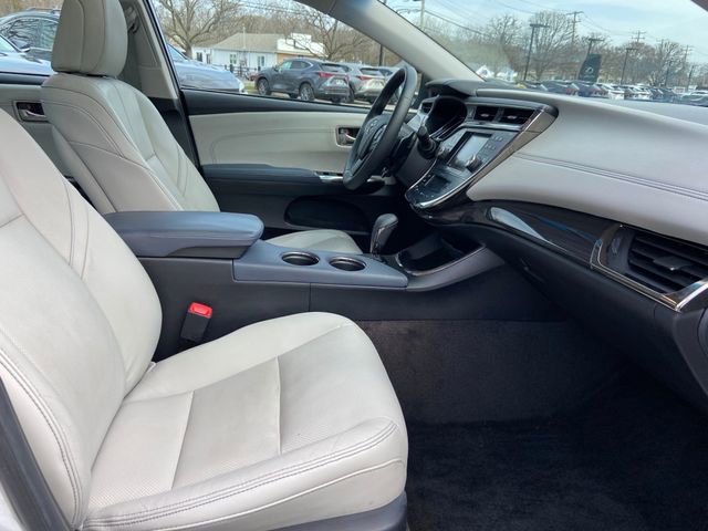 Used 2014 Toyota Avalon Limited FWD image 26