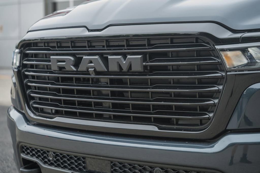 New 2026 RAM 1500 Laramie AWD/4WD image 12